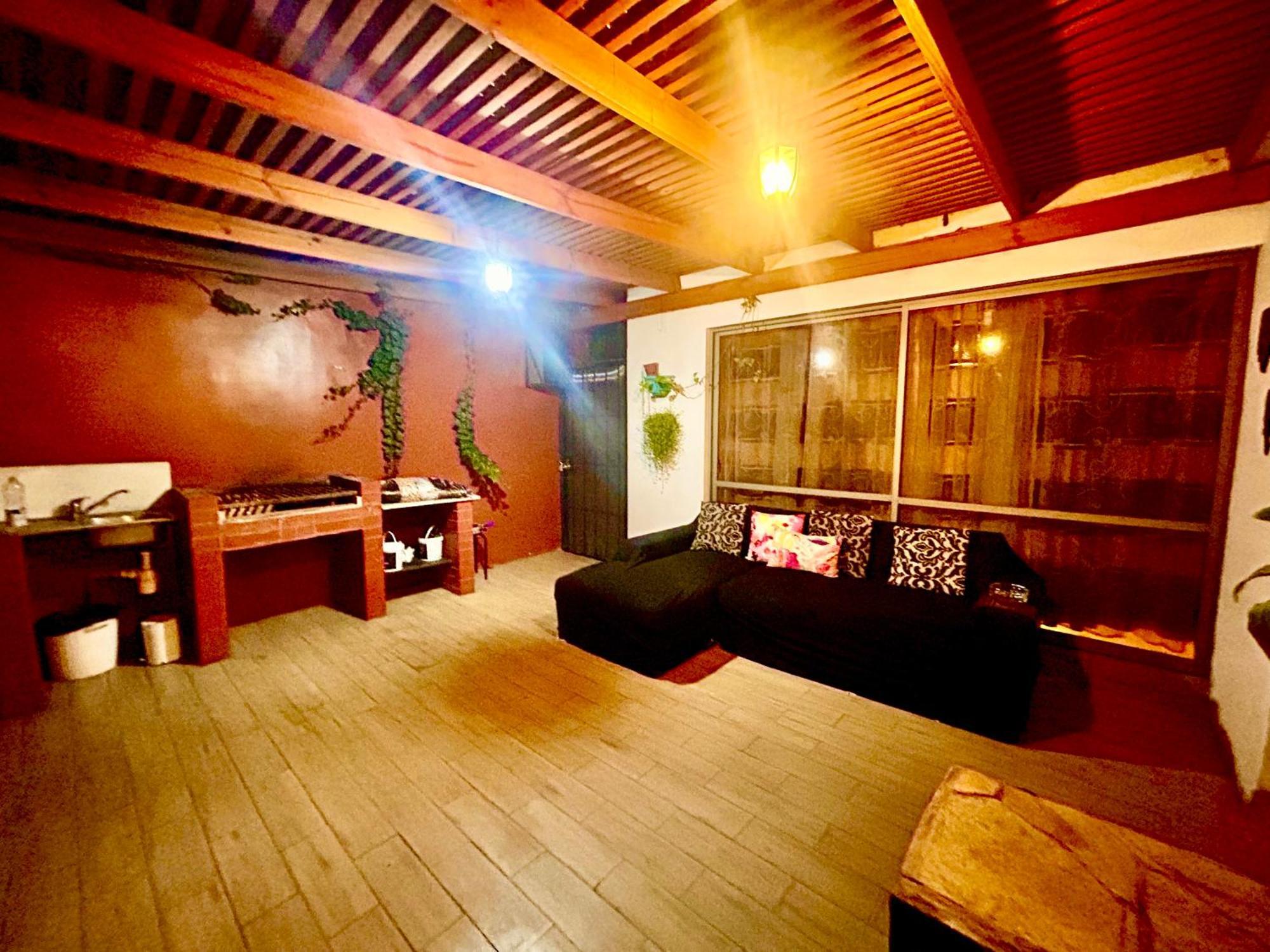 Palazzo Dolce Vita Homestay Santiago